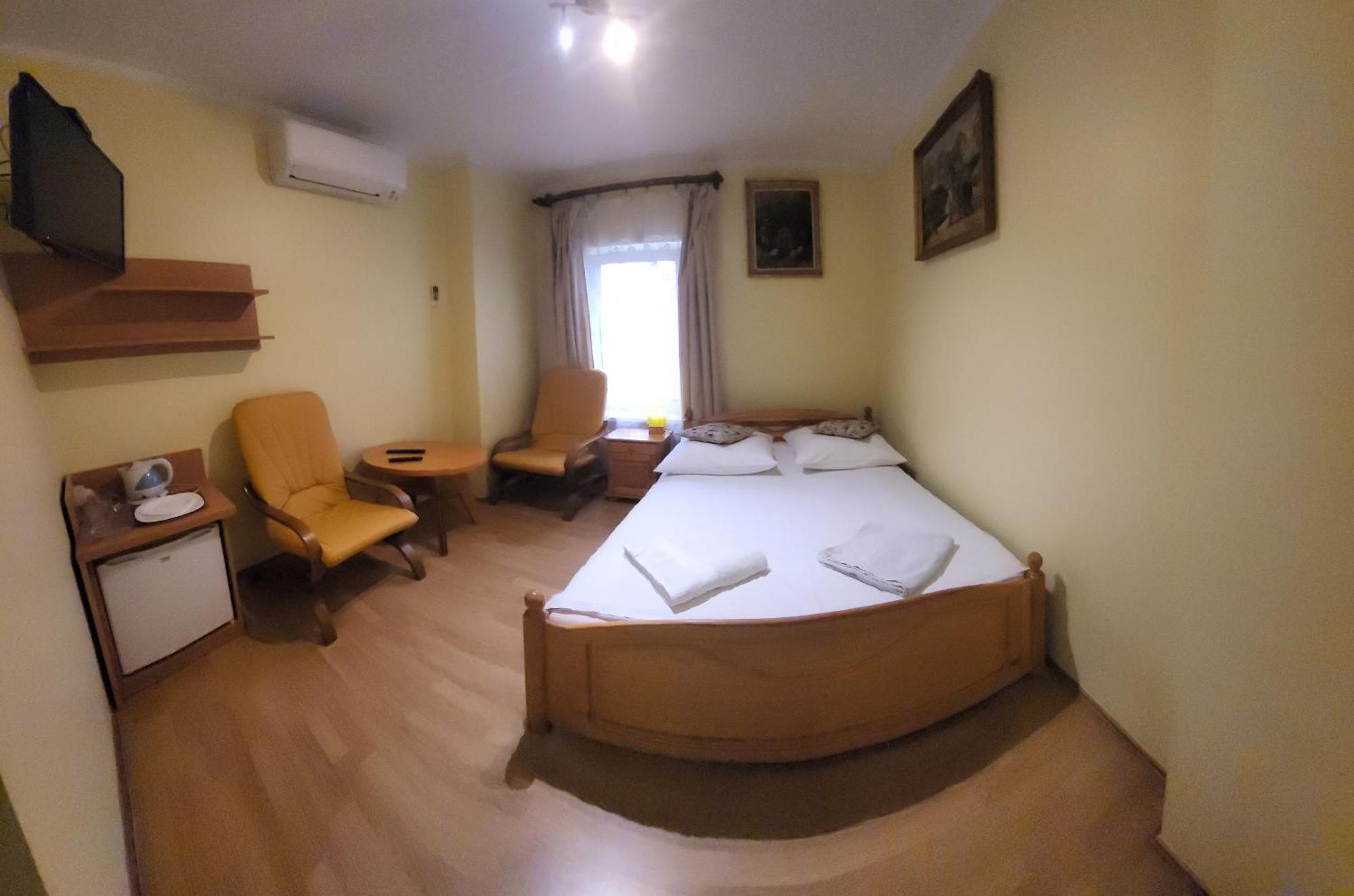 Pensjonat Przy Bloniach Cracovia Esterno foto